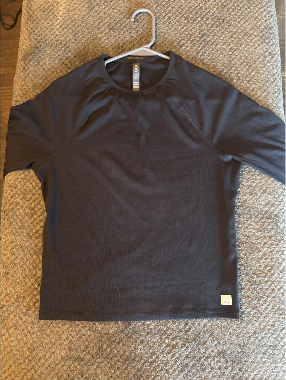 VUORI Womens Cove Twist Sawyer Cropped Long Sleeve Top Size M  Black Yoga Gym - Picture 6 of 9